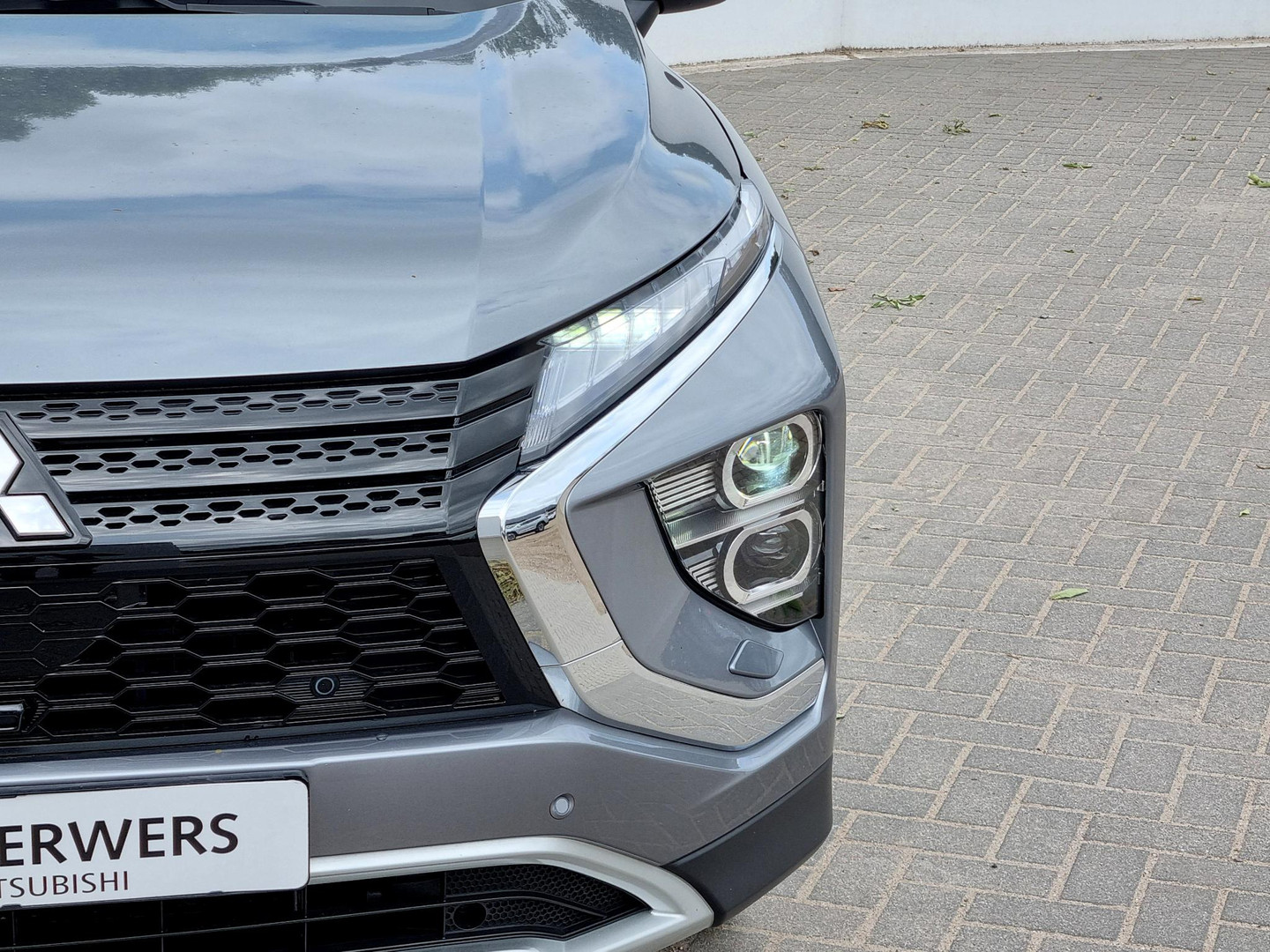 Mitsubishi Mitsubishi