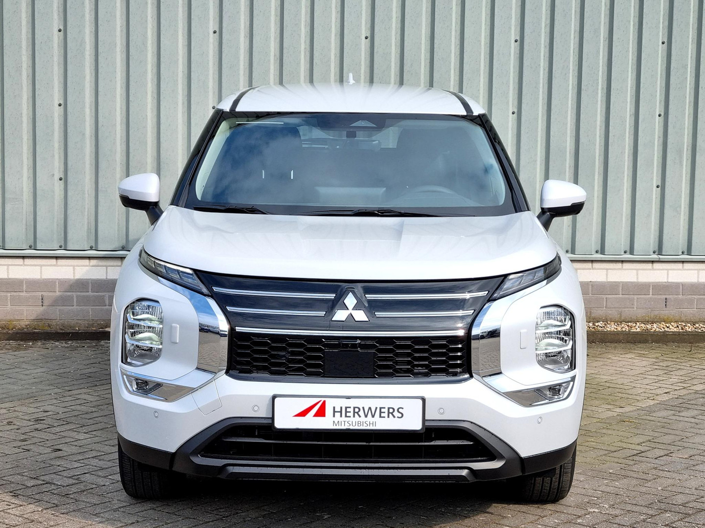 Mitsubishi Mitsubishi