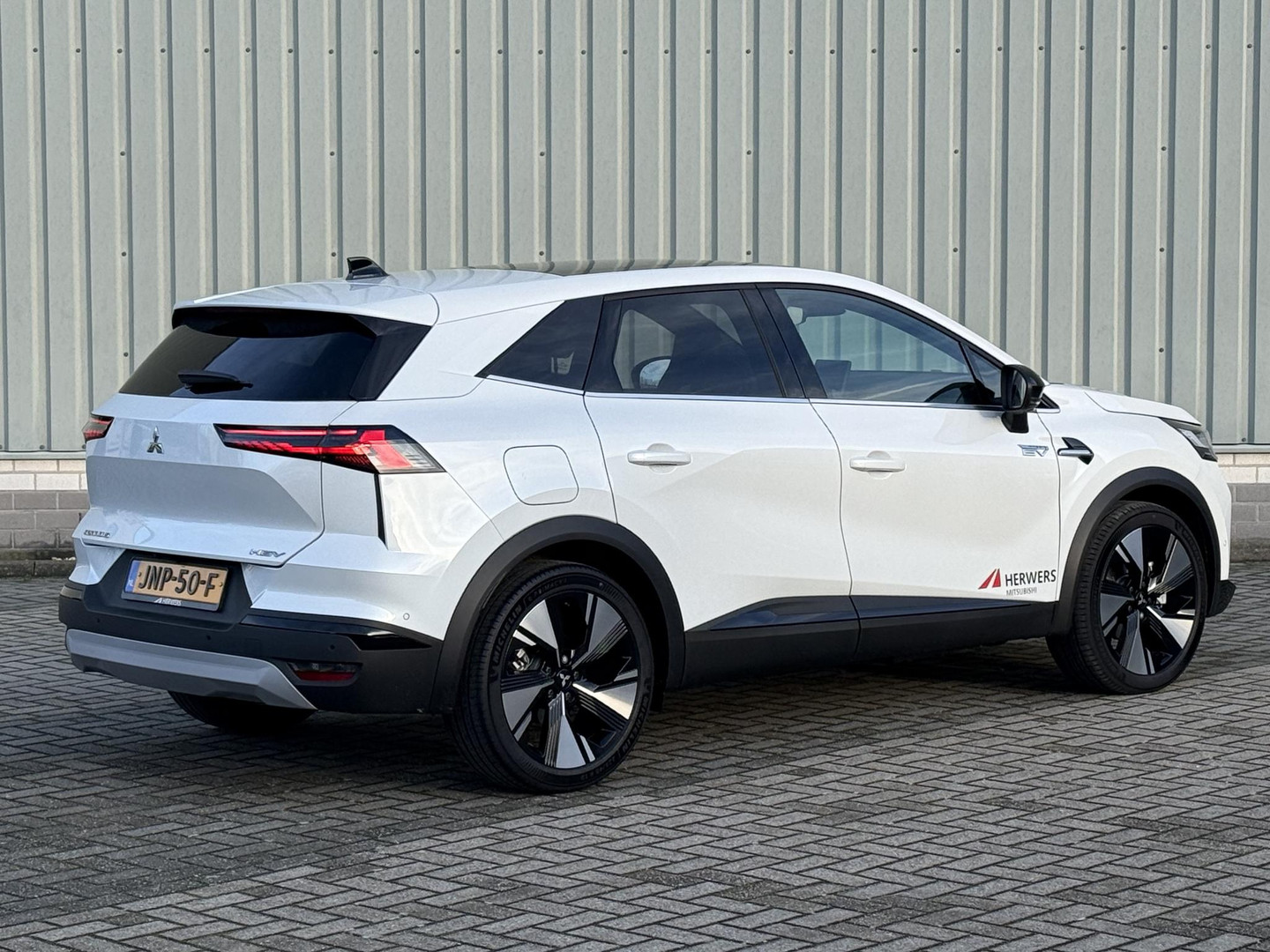 Mitsubishi Mitsubishi