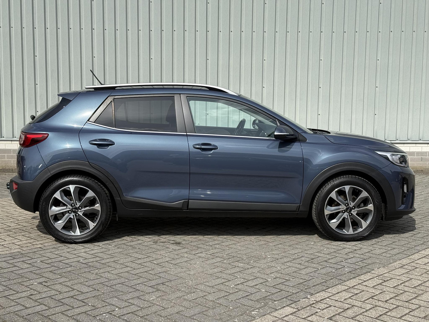 Kia
