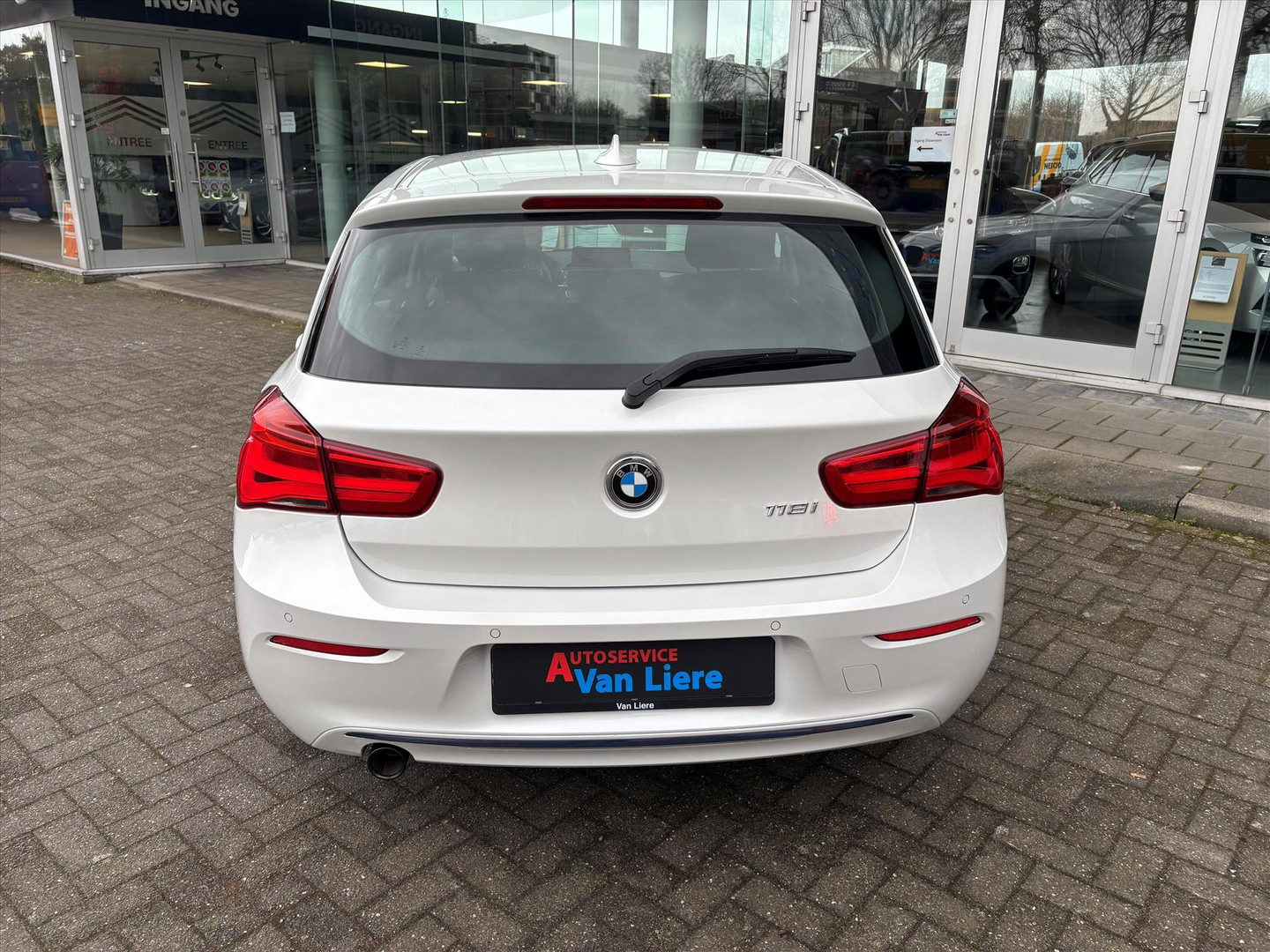 BMW BMW