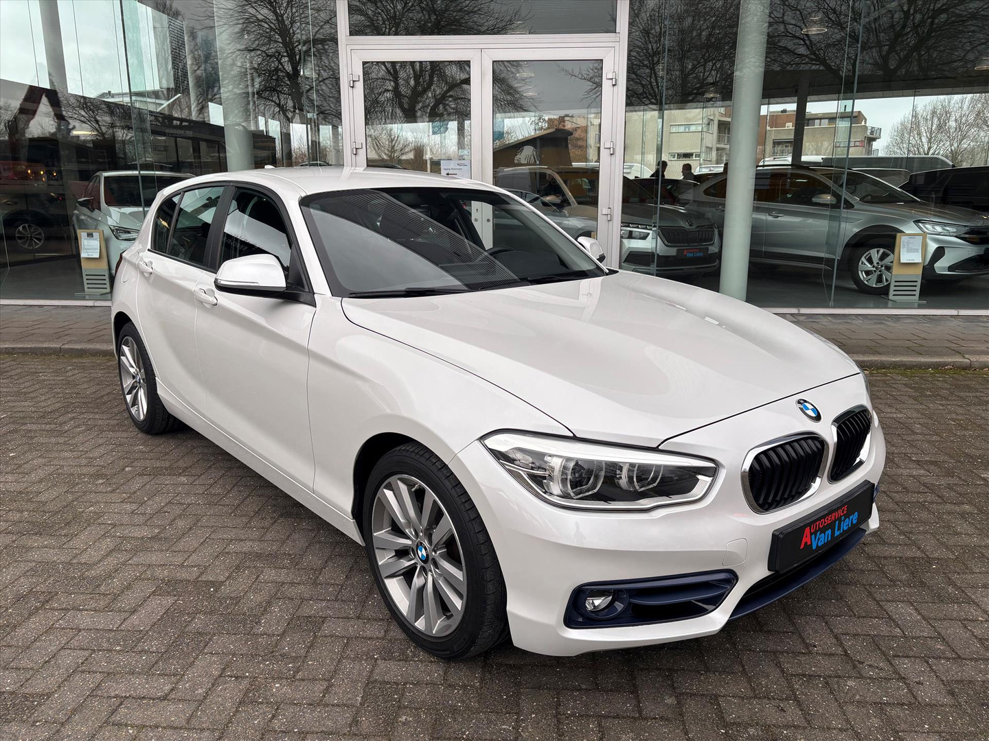 BMW BMW