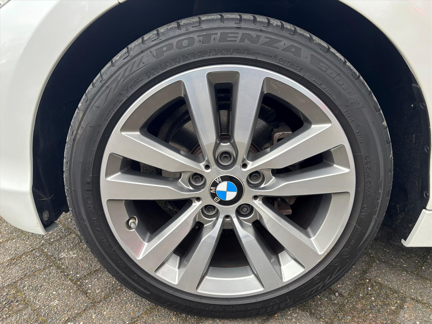 BMW BMW