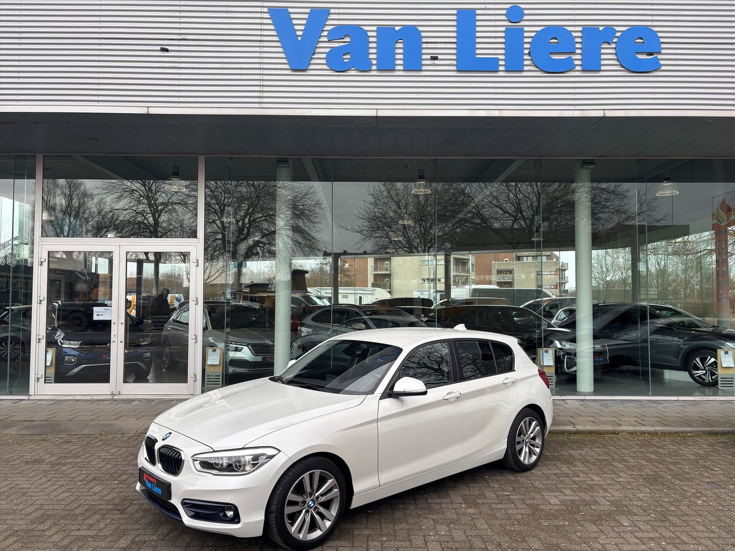 BMW BMW