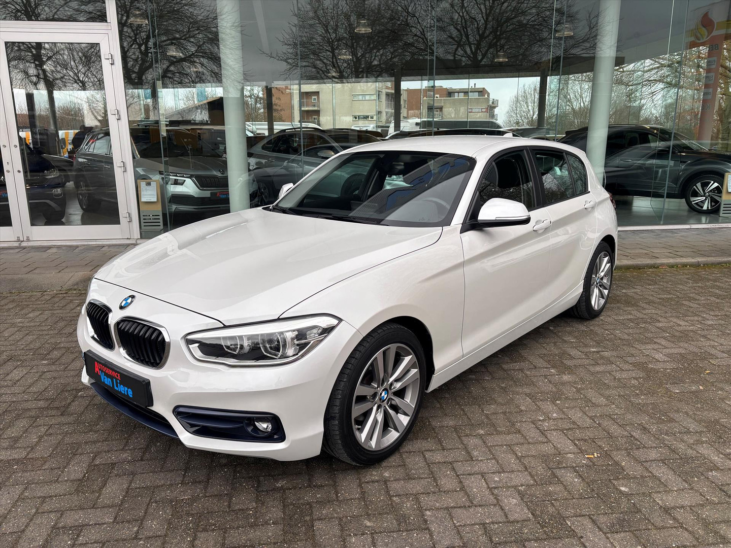 BMW BMW