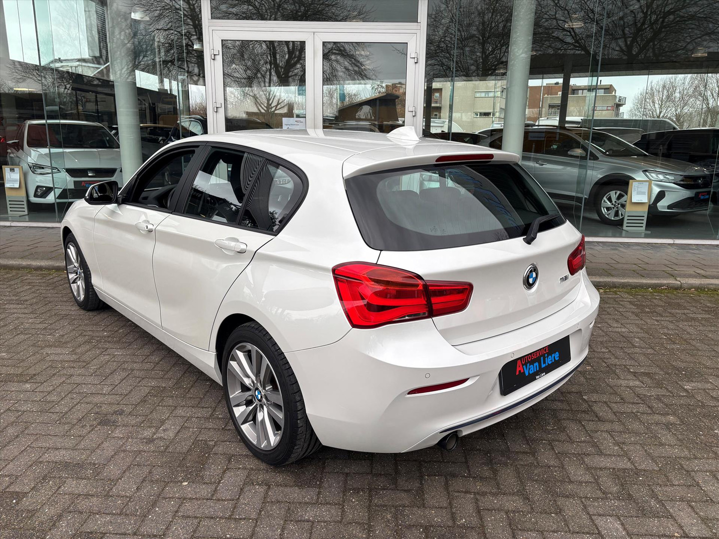 BMW BMW