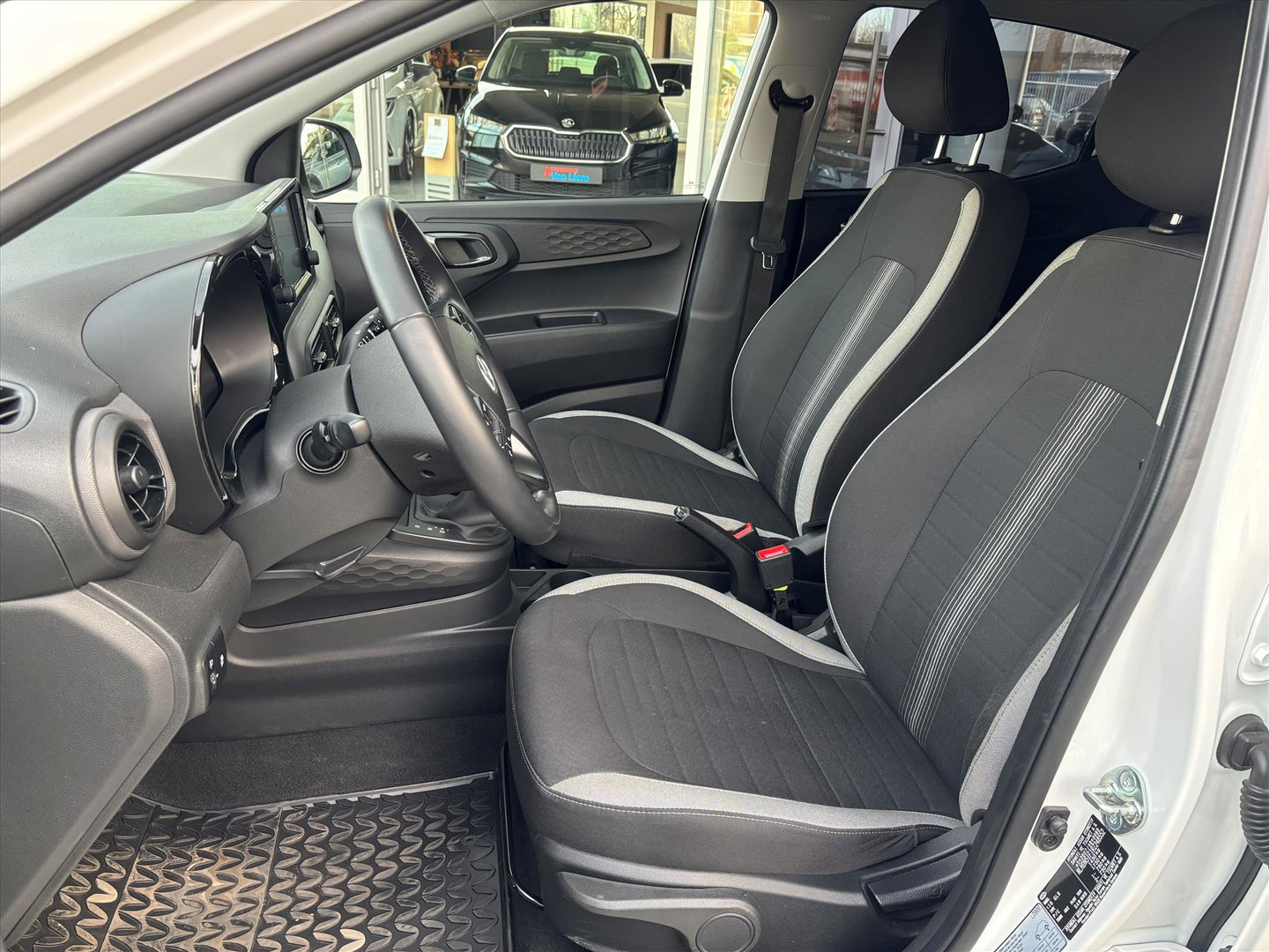 Hyundai Hyundai
