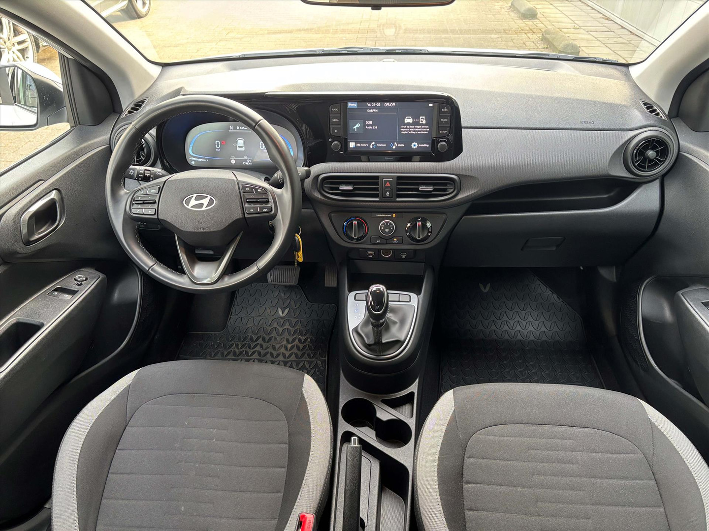 Hyundai Hyundai
