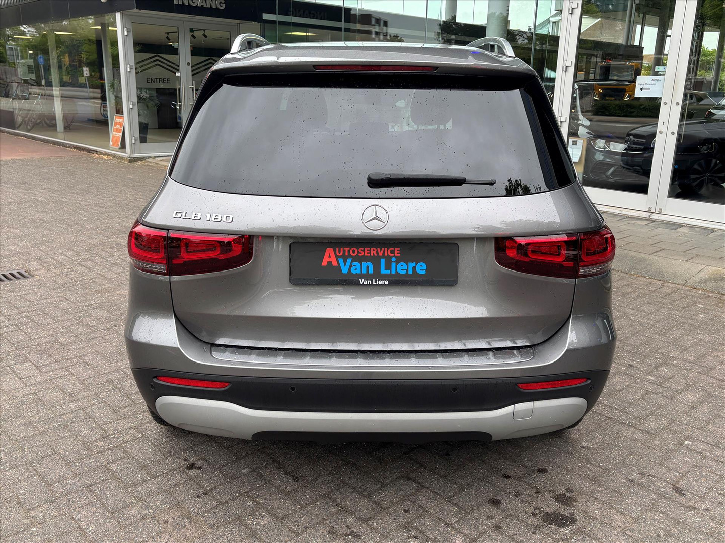 Mercedes-Benz Mercedes-Benz