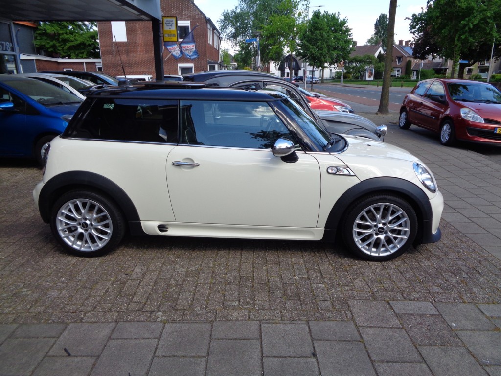 MINI