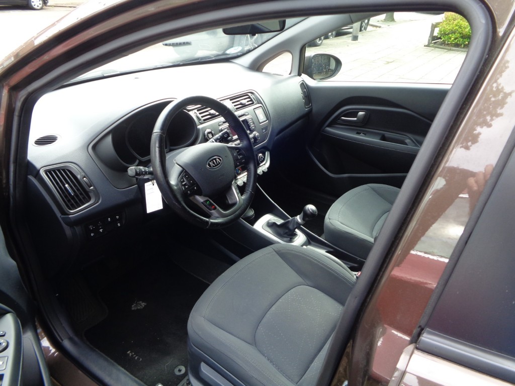Kia
