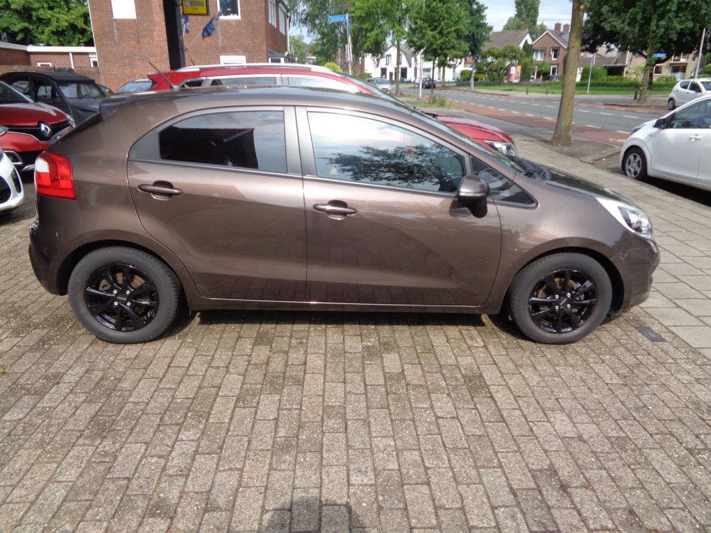 Kia
