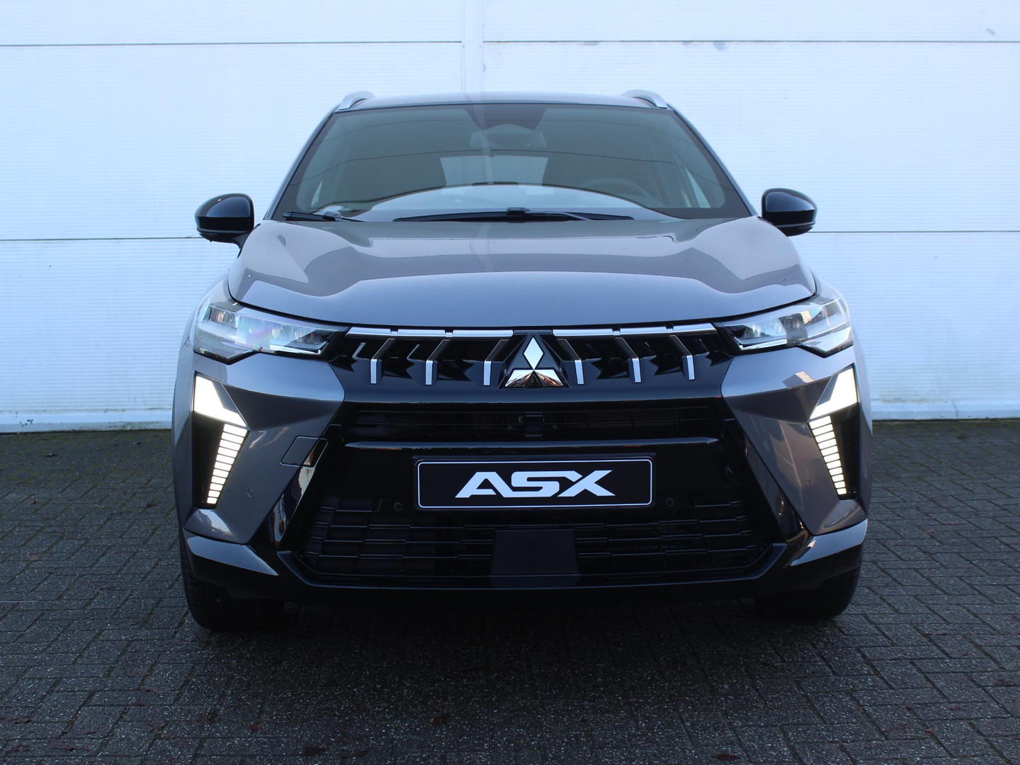 Mitsubishi Mitsubishi