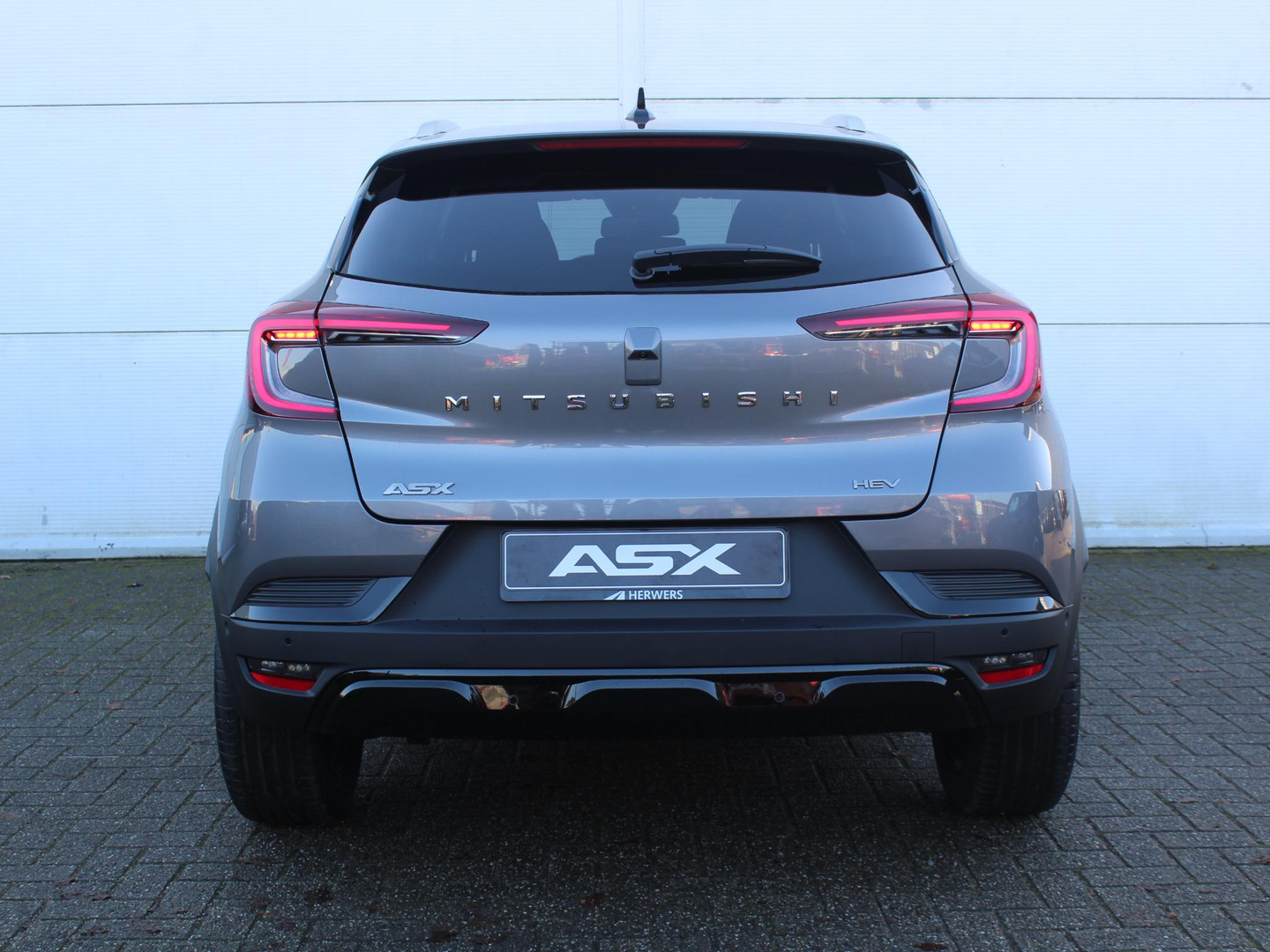 Mitsubishi Mitsubishi