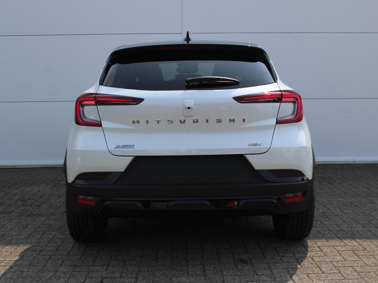 Mitsubishi Mitsubishi