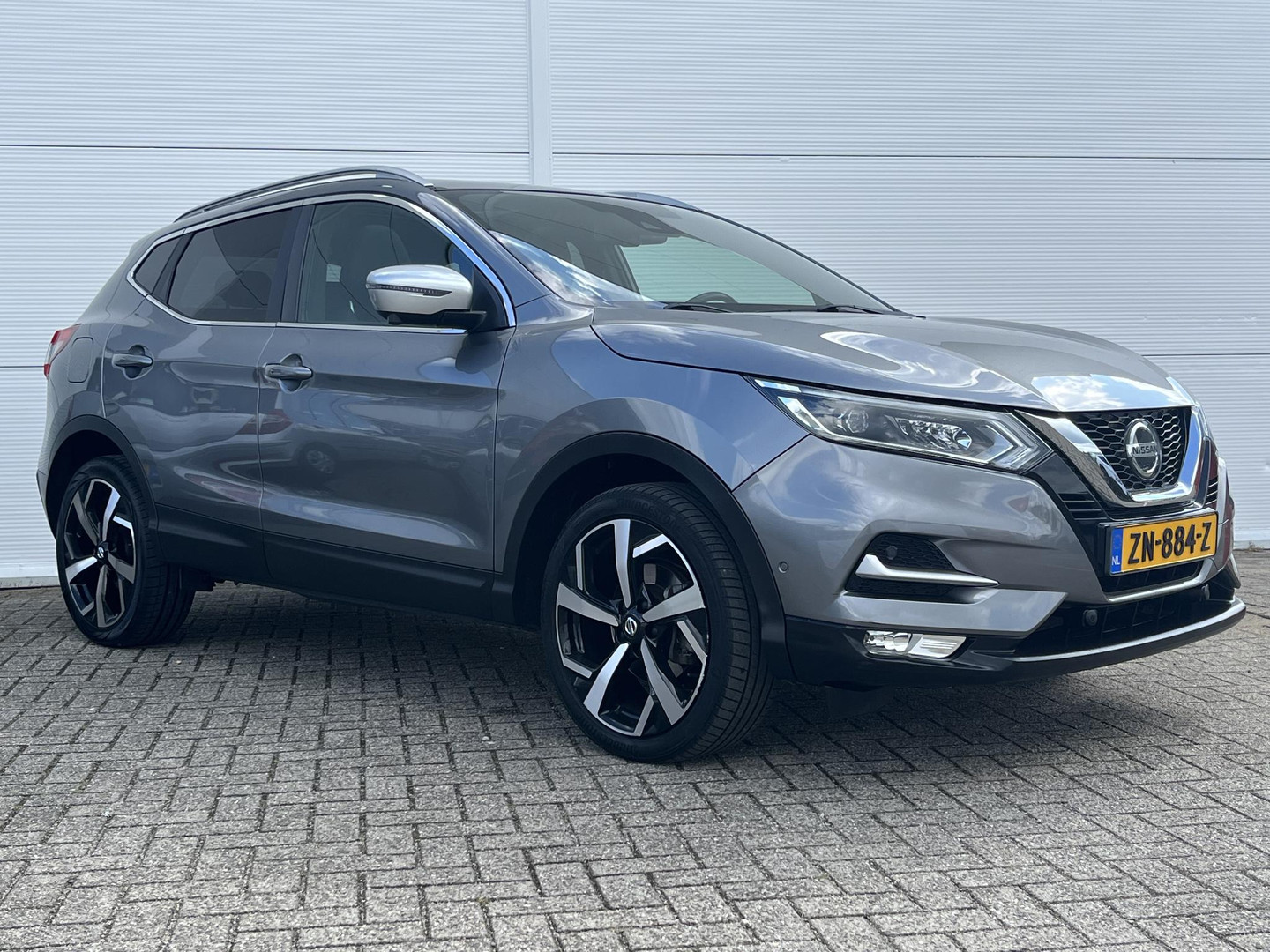 Nissan Nissan