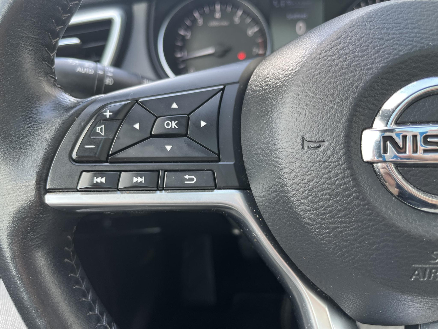 Nissan Nissan