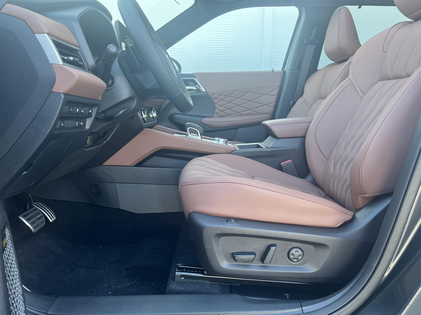 Mitsubishi Mitsubishi