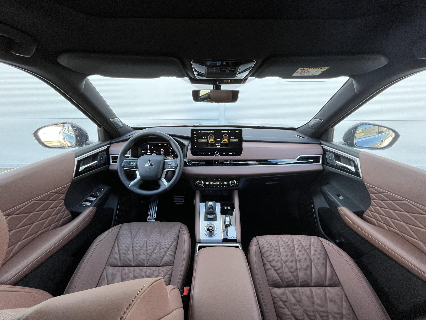 Mitsubishi Mitsubishi