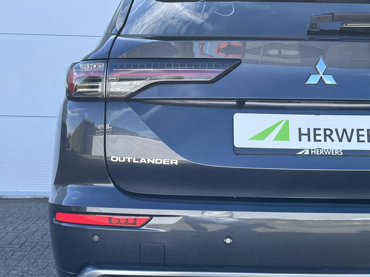 Mitsubishi Mitsubishi