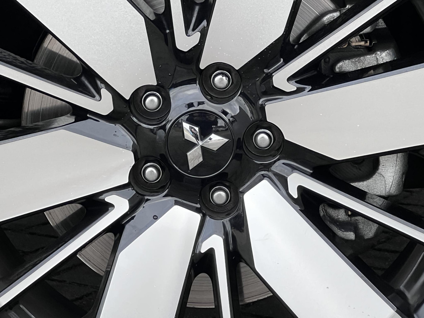 Mitsubishi Mitsubishi