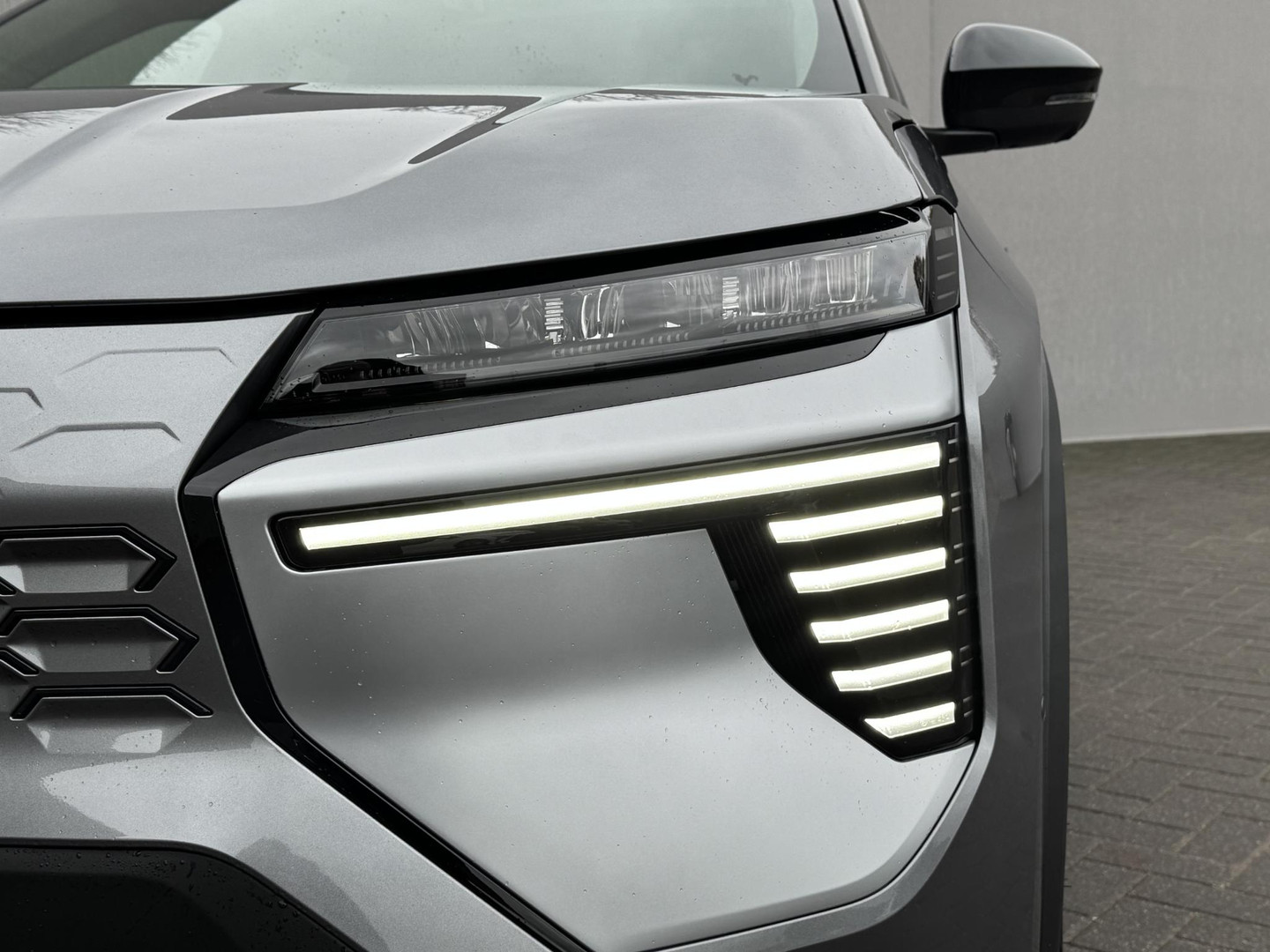 Mitsubishi Mitsubishi