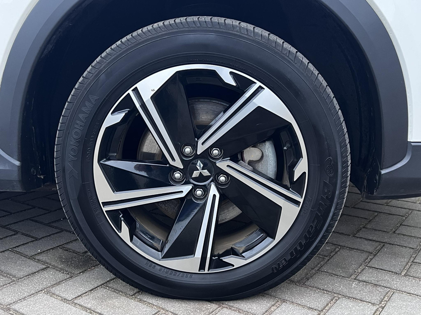 Mitsubishi Mitsubishi