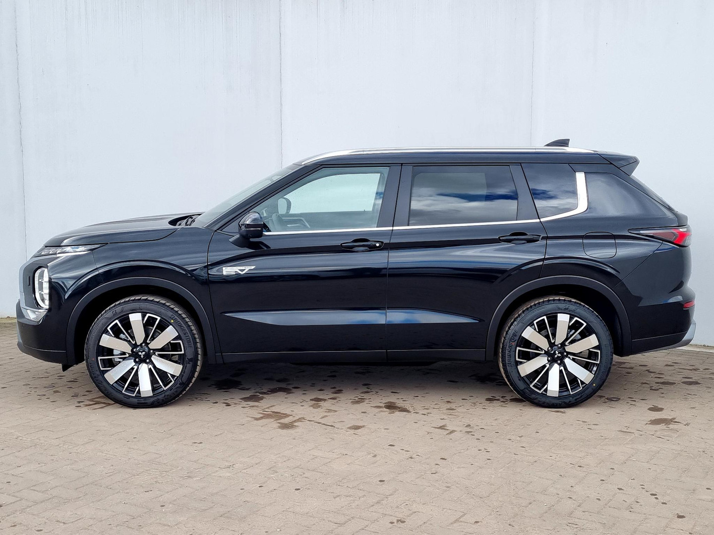 Mitsubishi Mitsubishi