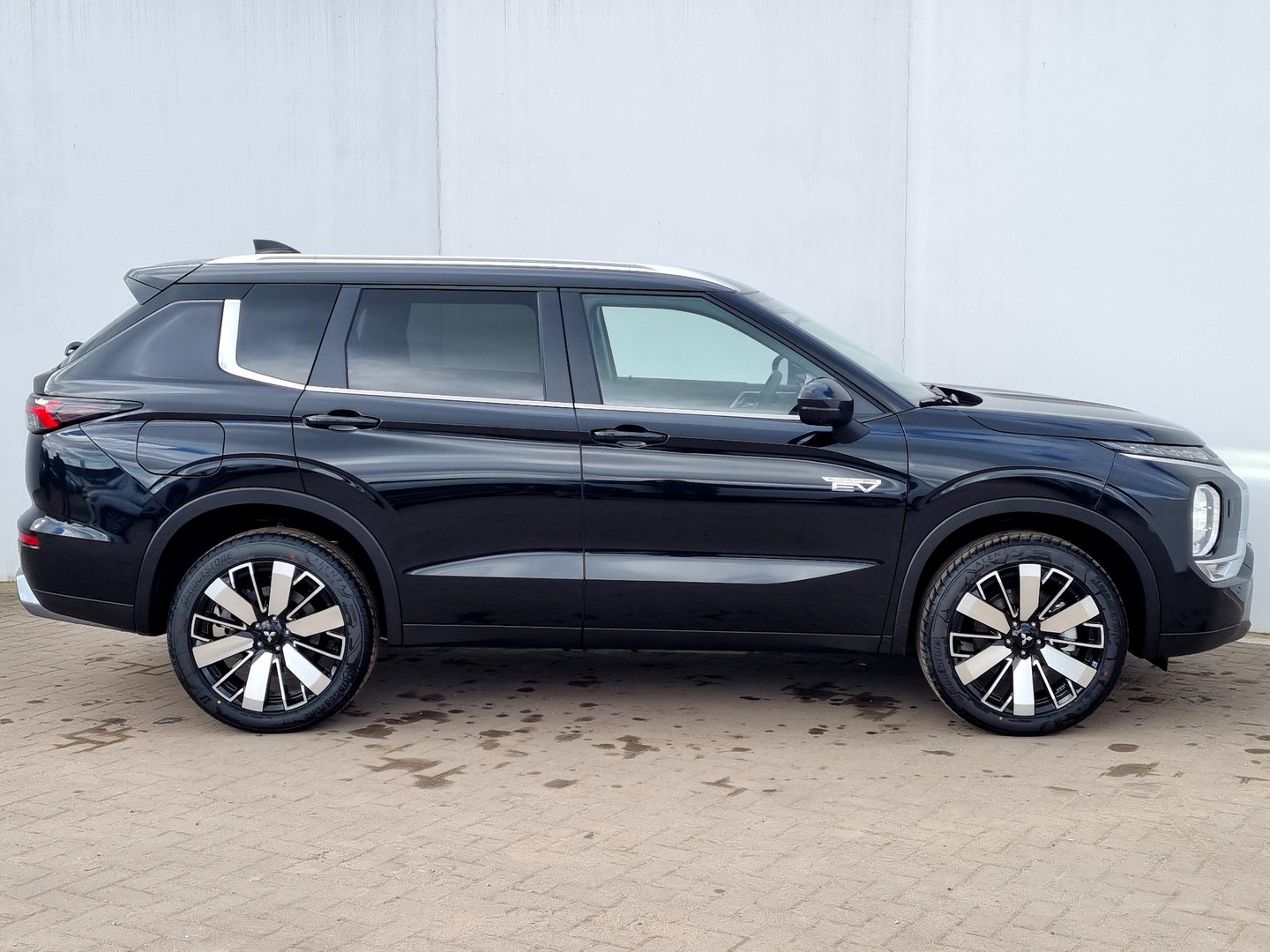 Mitsubishi Mitsubishi