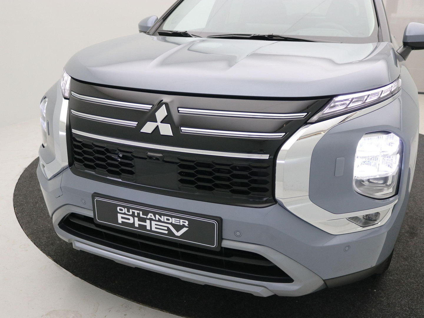 Mitsubishi Mitsubishi