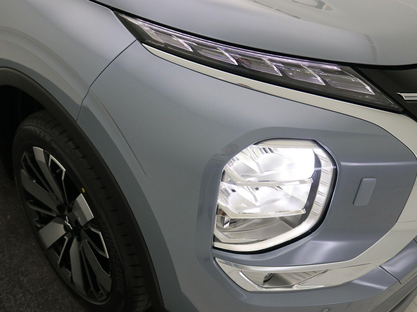 Mitsubishi Mitsubishi