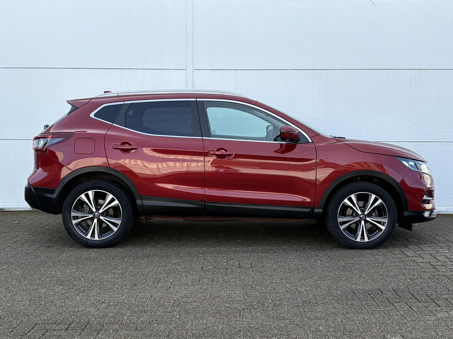 Nissan Nissan