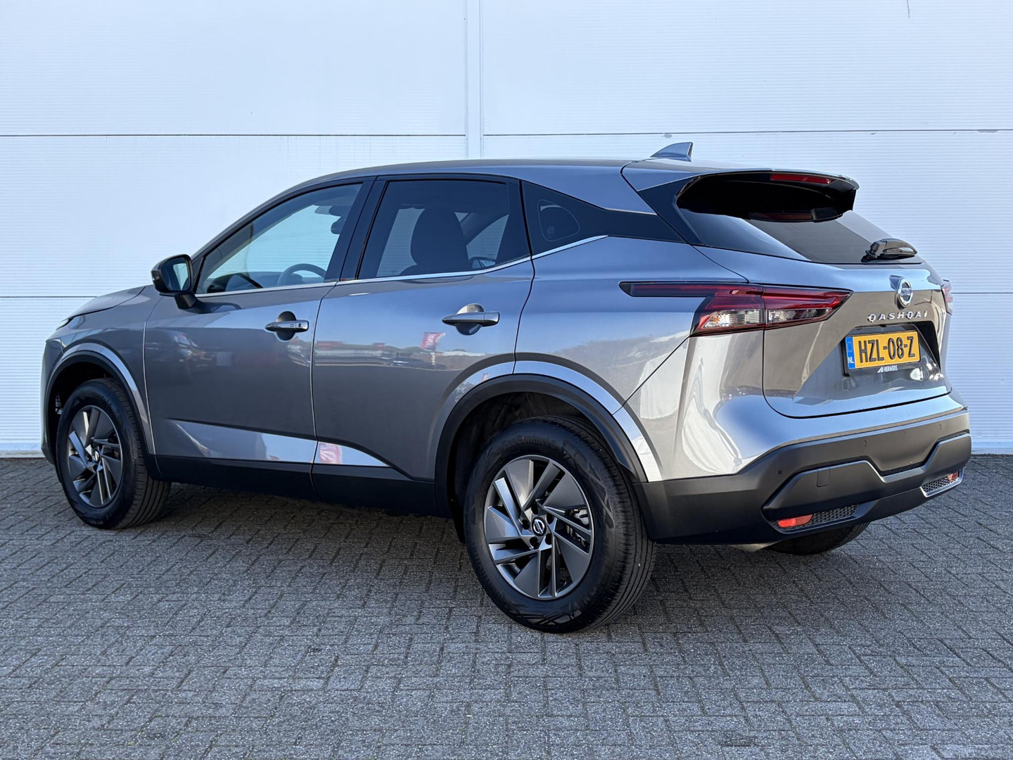 Nissan Nissan