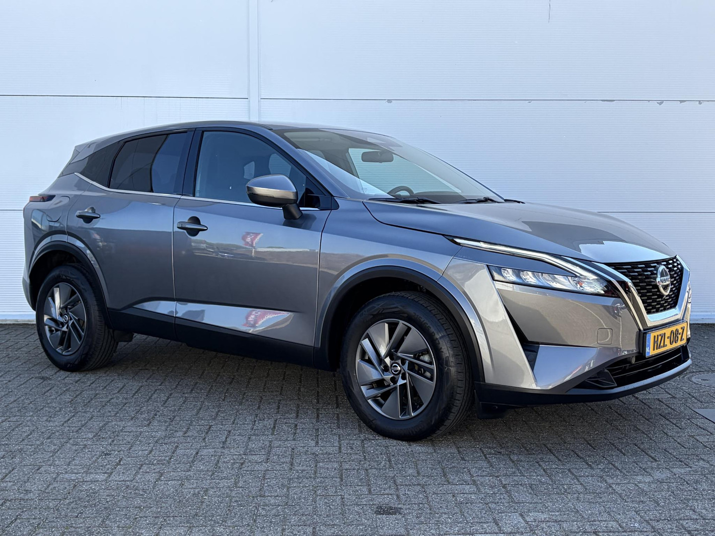 Nissan Nissan