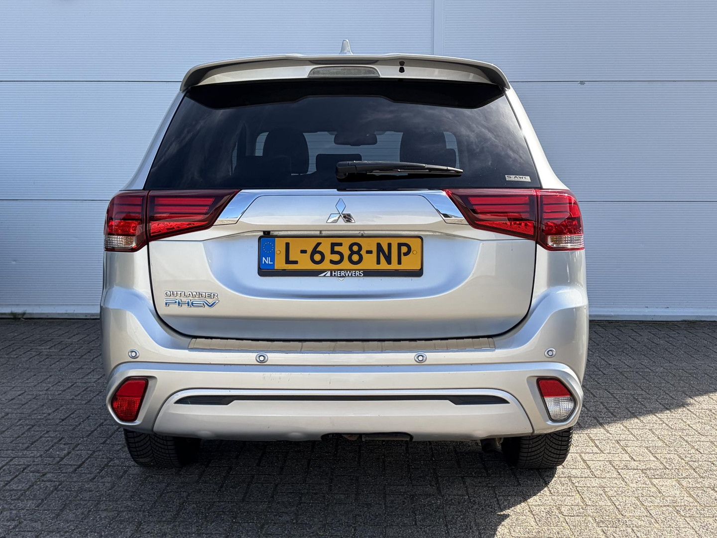 Mitsubishi Mitsubishi