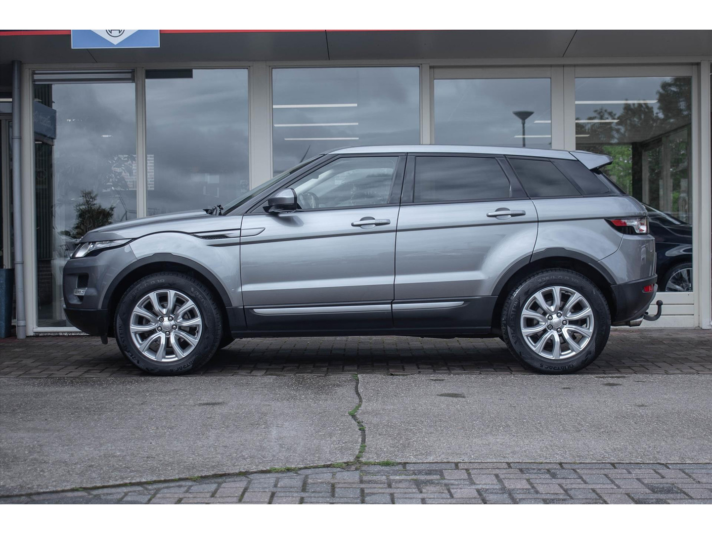 Land Rover Land Rover
