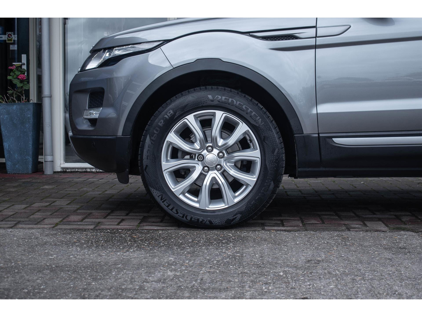 Land Rover Land Rover
