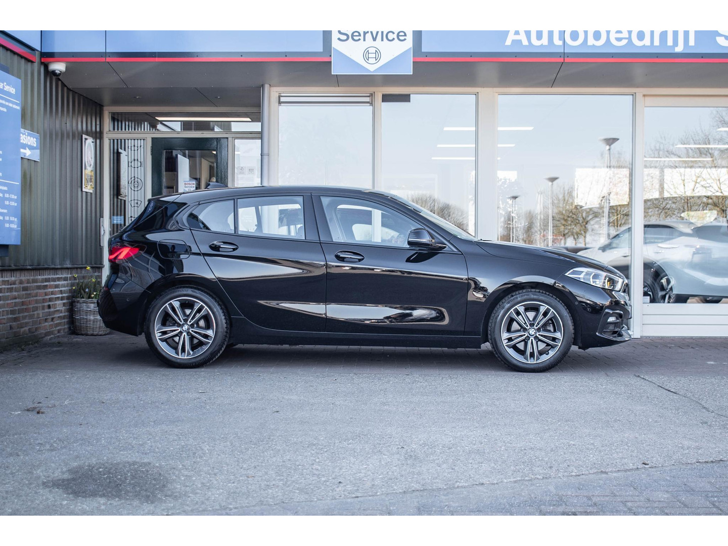 BMW
