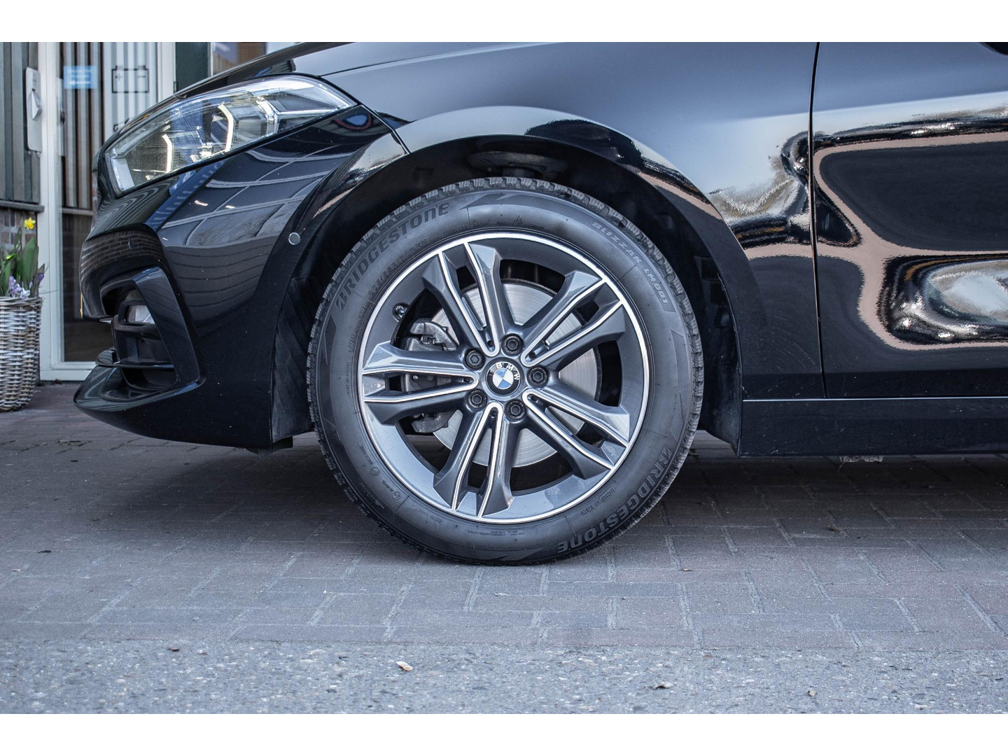 BMW