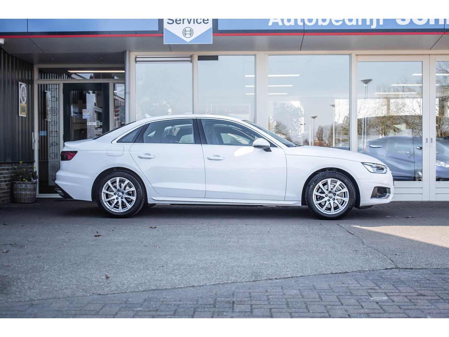 Audi