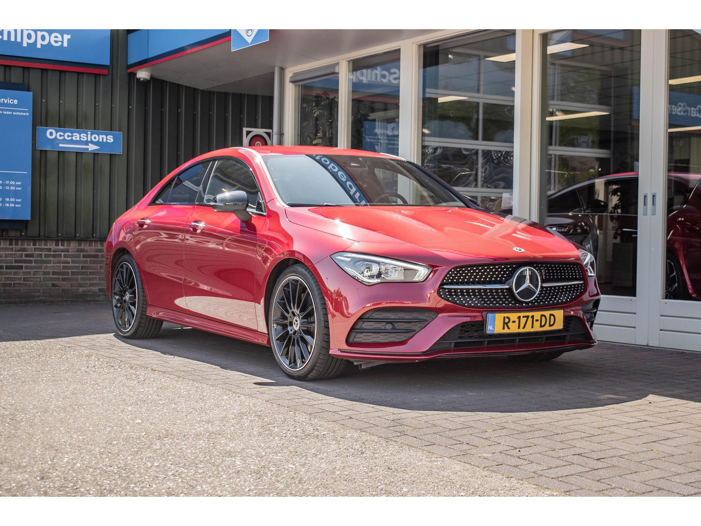 Mercedes-Benz