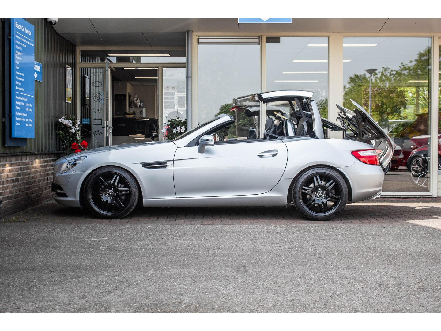 Mercedes-Benz