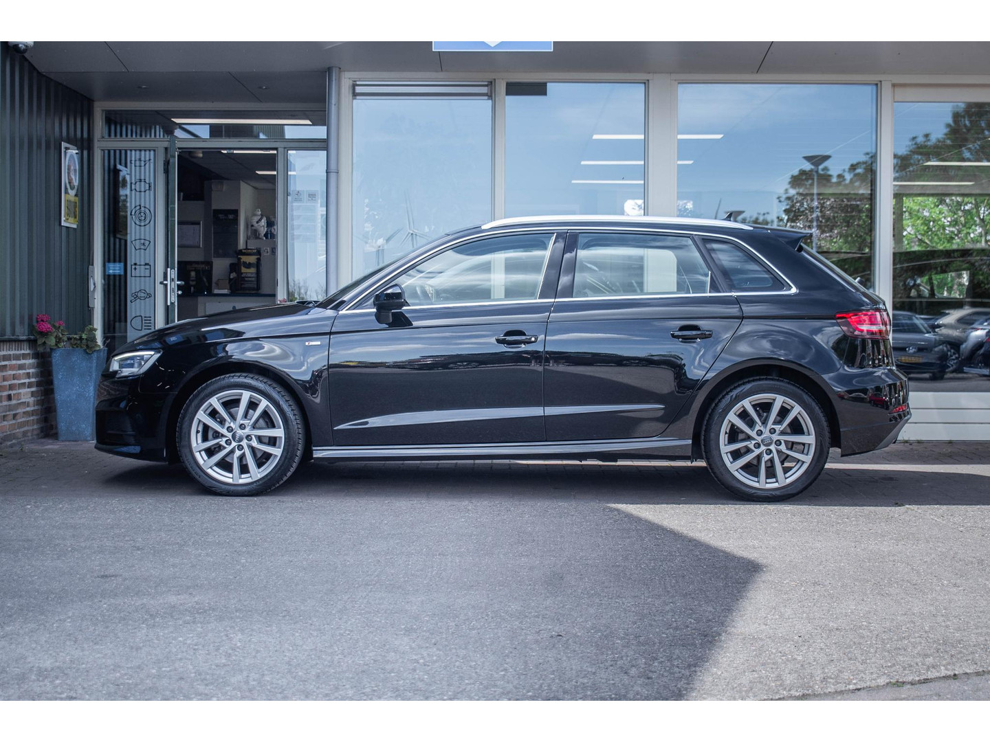 Audi