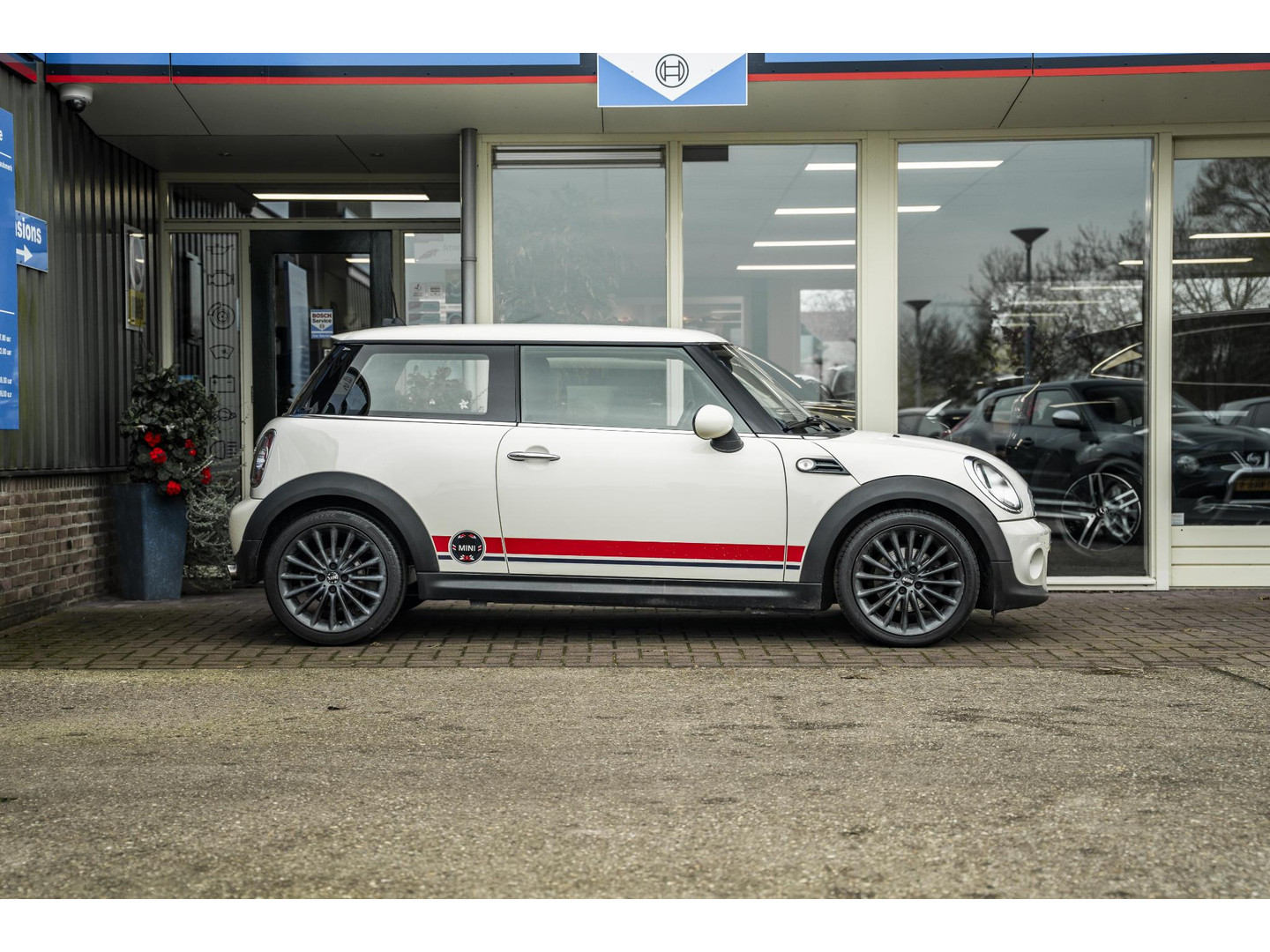 MINI