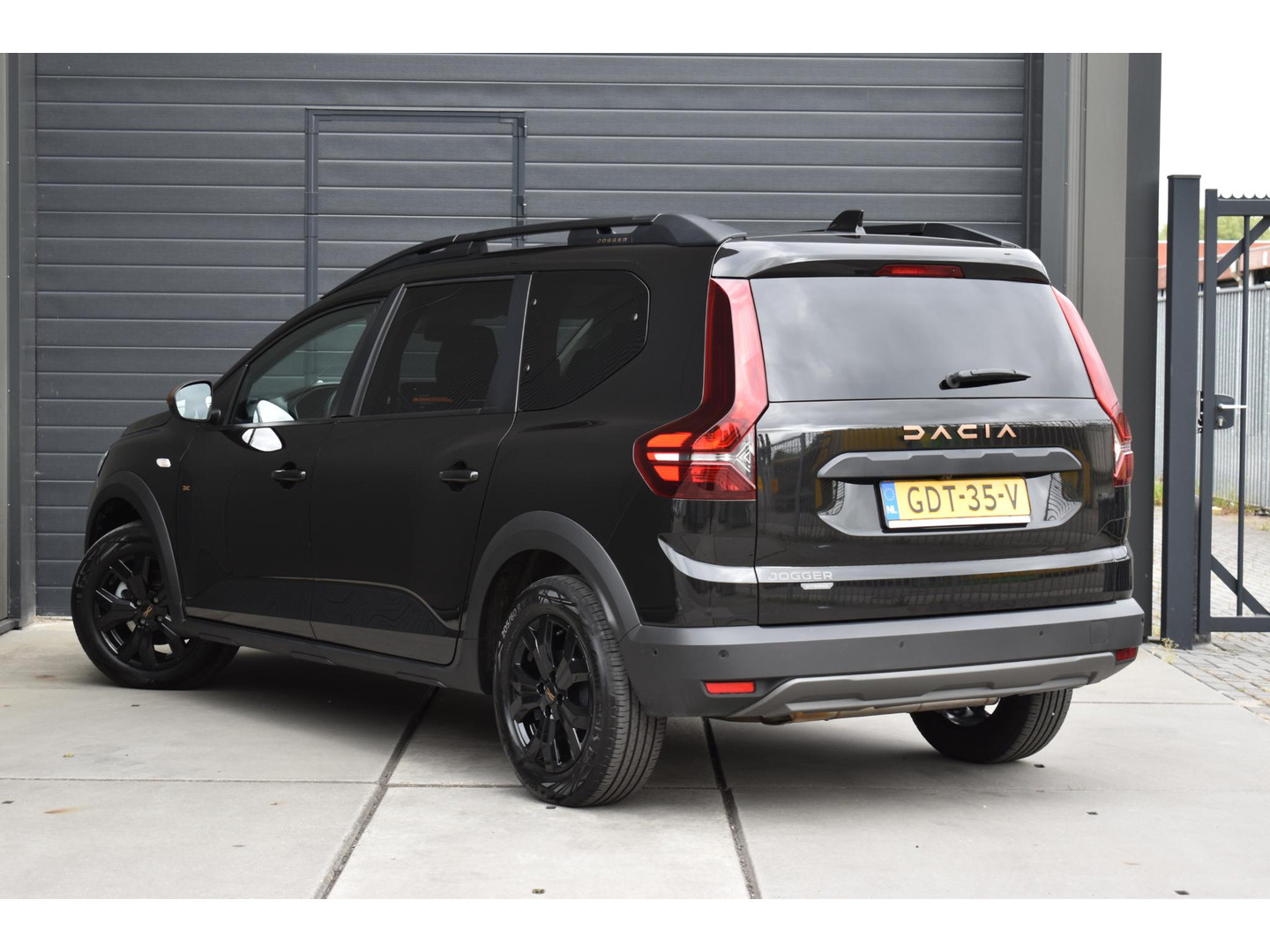 Dacia Dacia