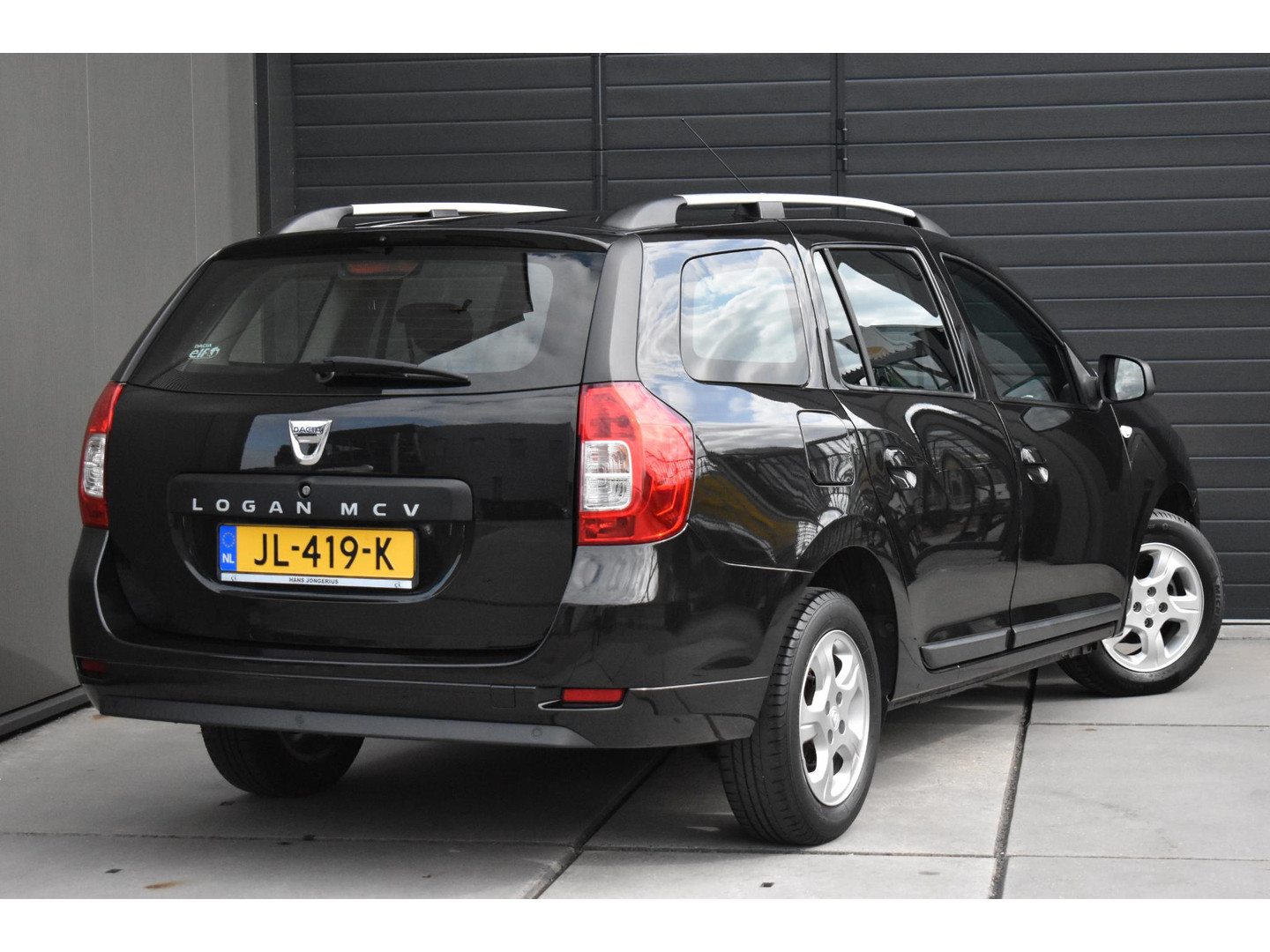 Dacia Dacia