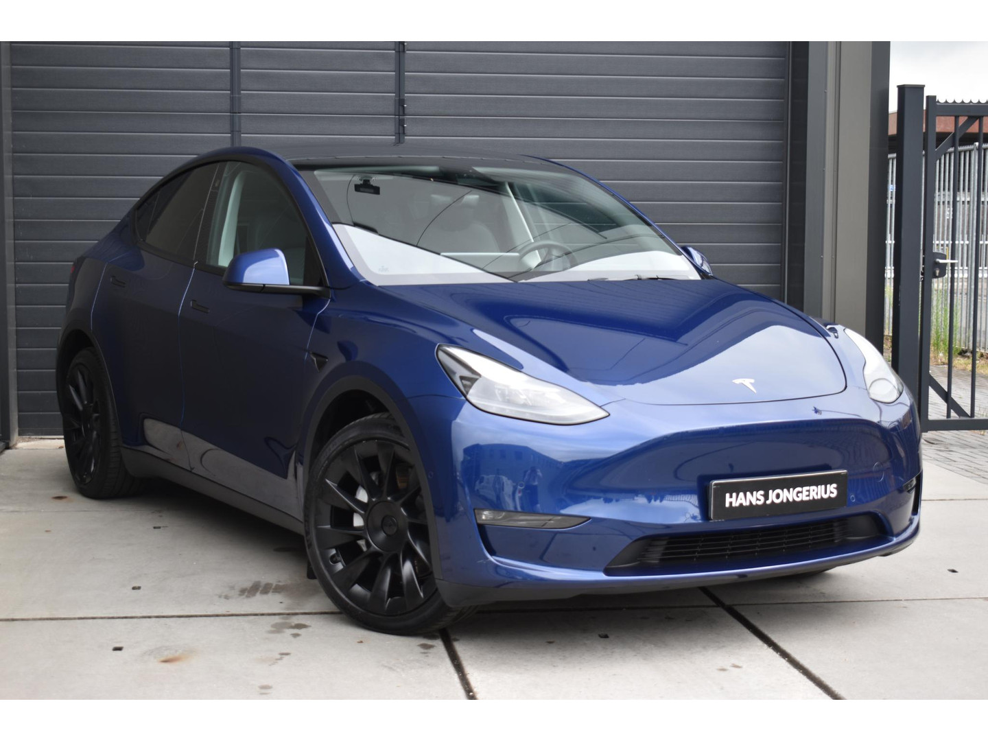 Tesla Tesla