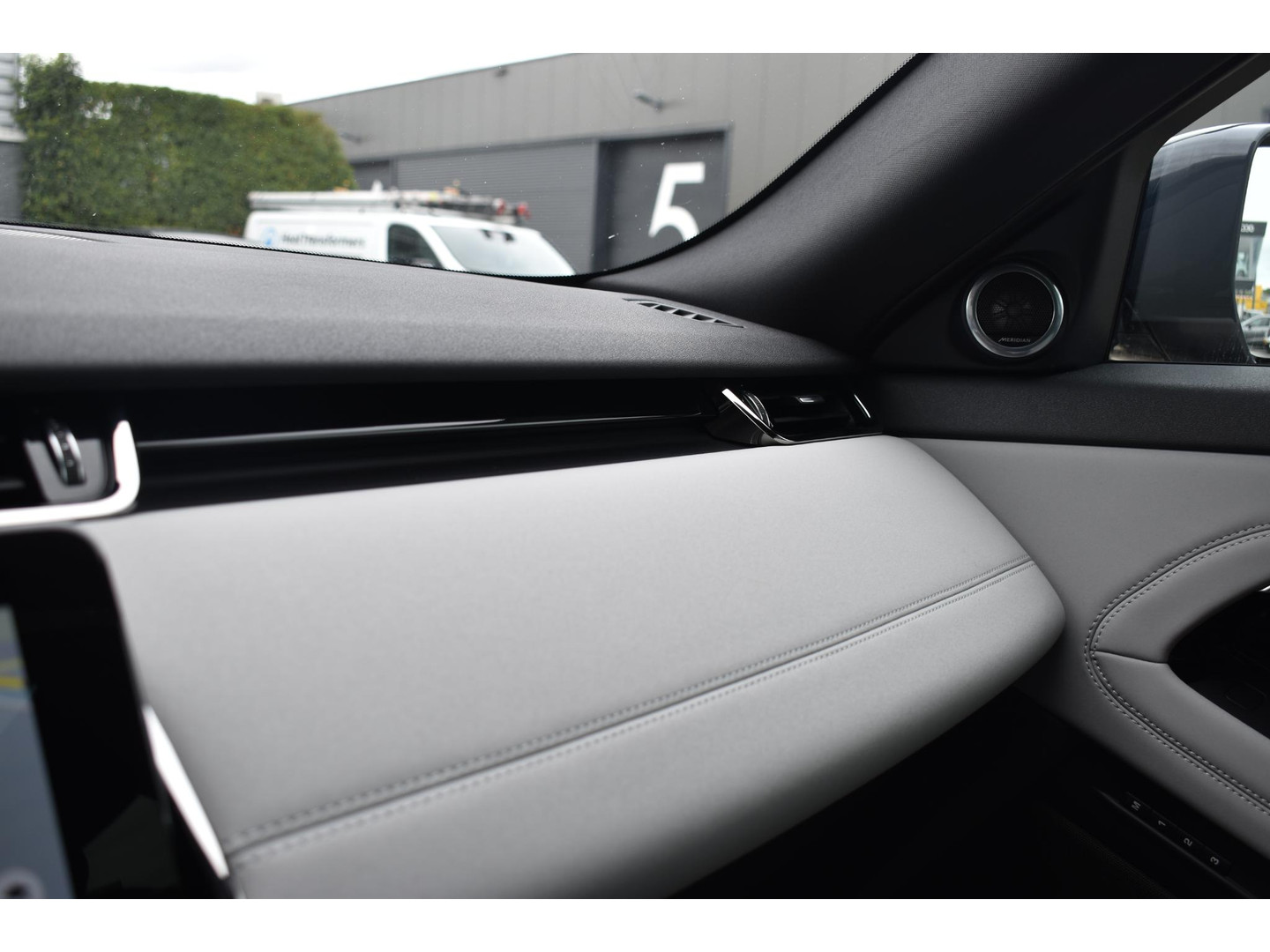 Land Rover Land Rover