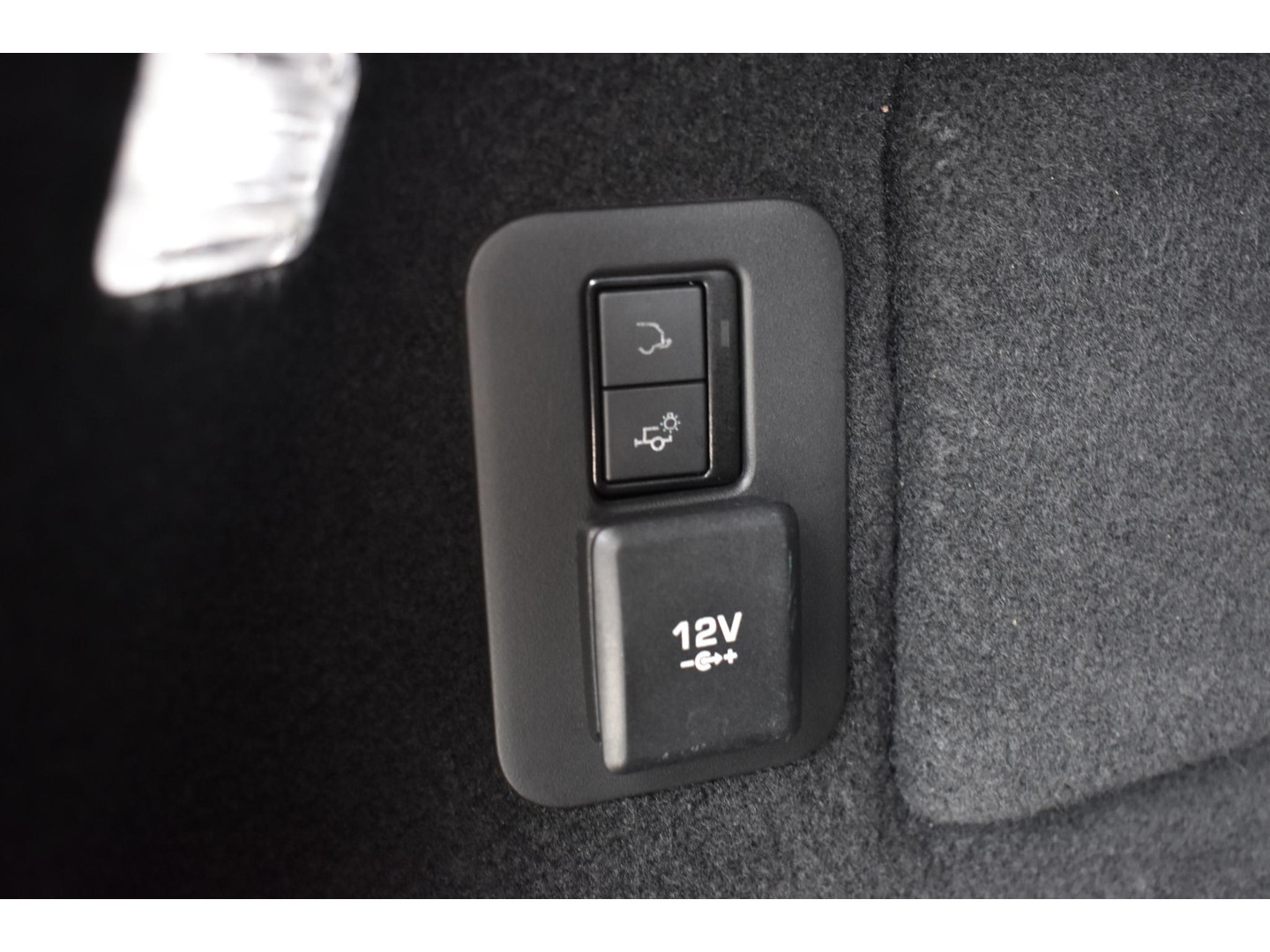 Land Rover Land Rover