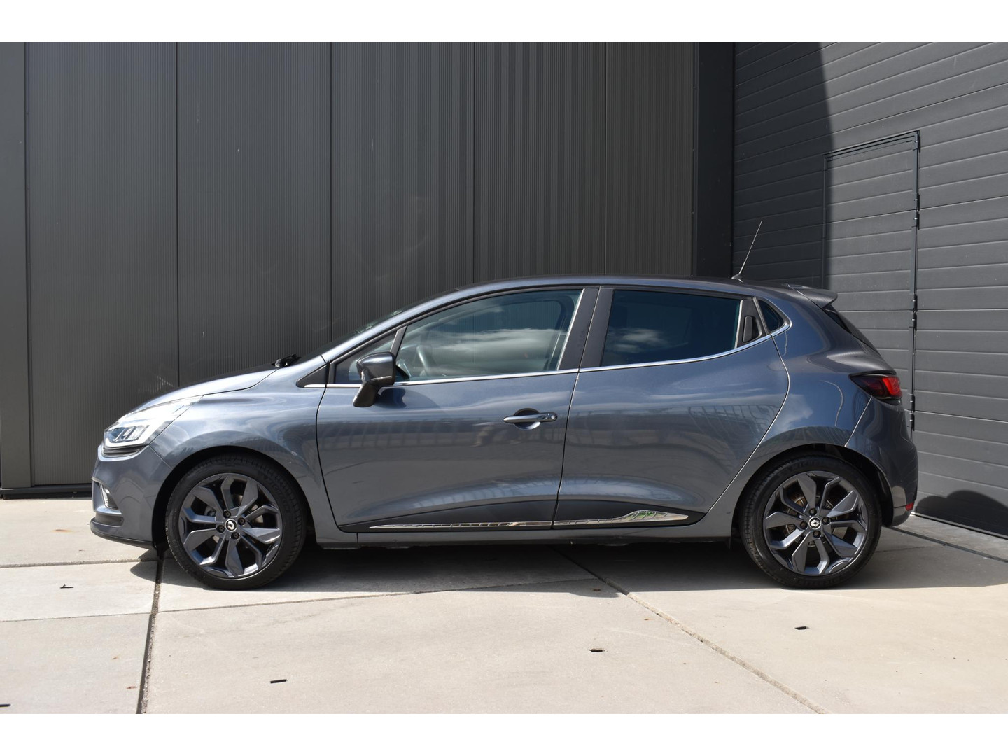 Renault Renault